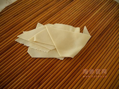 骨汤鲜肉海参馄饨的家常做法
