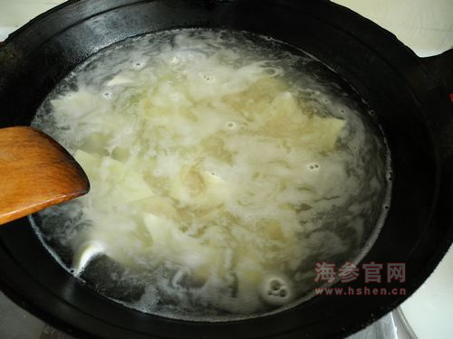 骨汤鲜肉海参馄饨的家常做法