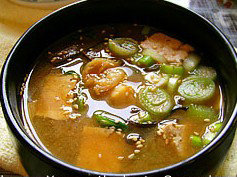 昆布豆腐海鲜味增汤做法大全
